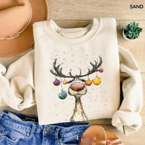Vintage Reindeer Sweatshirt for cute Christmas style