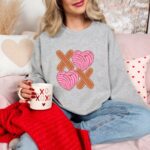 XOXO Pan Dulce Crewneck - Perfect for Valentine's Day